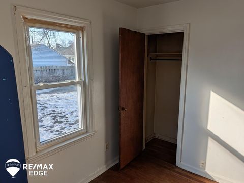Tiny photo for 2415 Pennsylvania Avenue, Flint City, MI 48506 (MLS # 5050199716)
