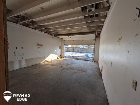 Tiny photo for 2415 Pennsylvania Avenue, Flint City, MI 48506 (MLS # 5050199716)