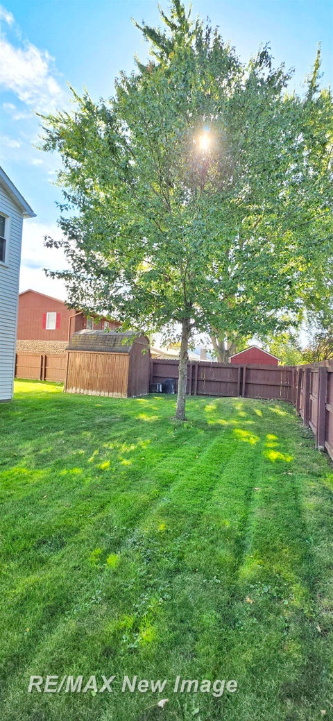 Tiny photo for 3323 E Wintergreen Drive, Saginaw Charter Township, MI 48603 (MLS # 61050224798)
