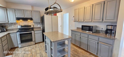 Tiny photo for 3323 E Wintergreen Drive, Saginaw Charter Township, MI 48603 (MLS # 61050224798)