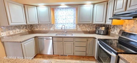 Tiny photo for 3323 E Wintergreen Drive, Saginaw Charter Township, MI 48603 (MLS # 61050224798)