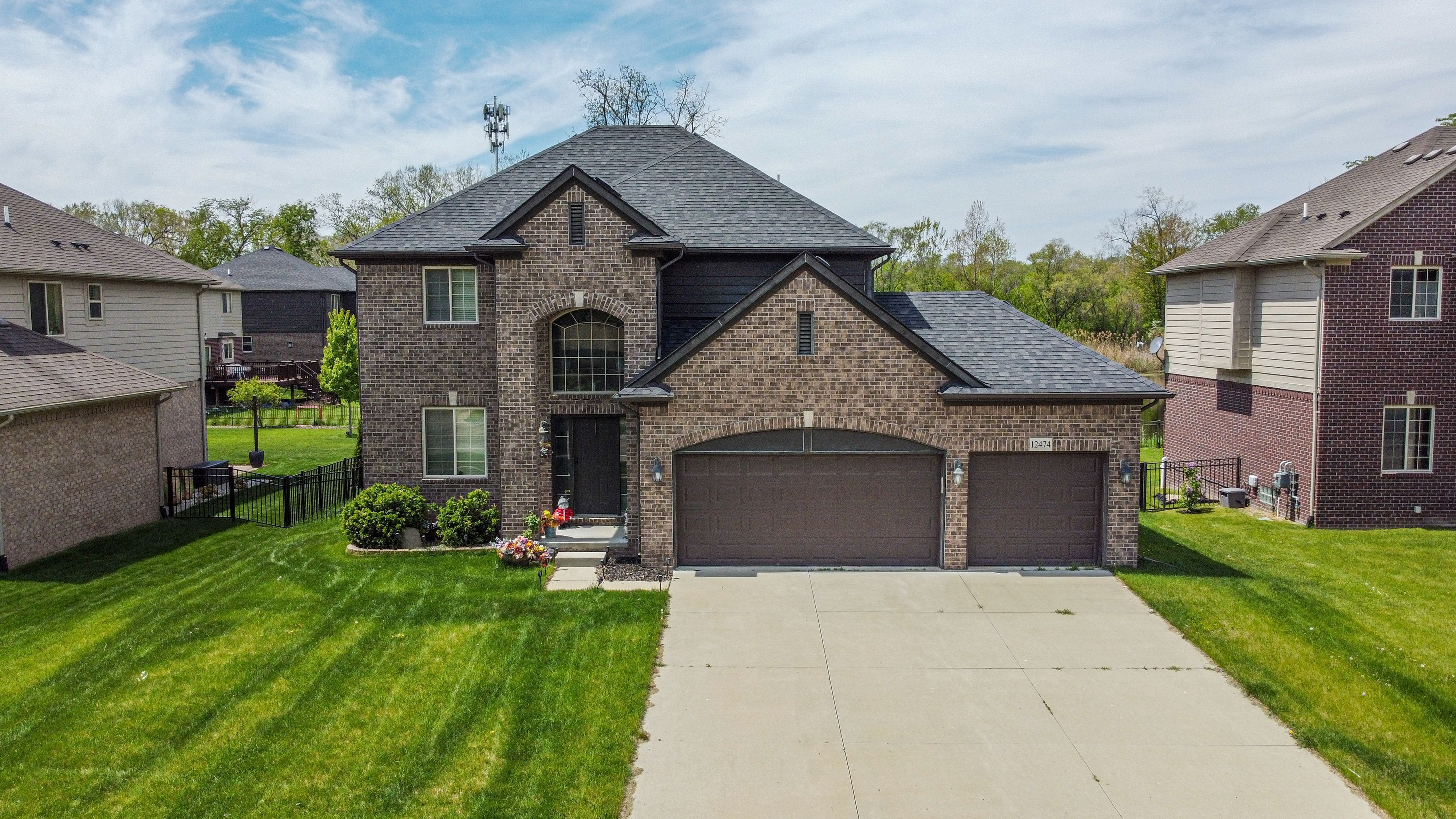 12474 CLINTON RIVER Road
