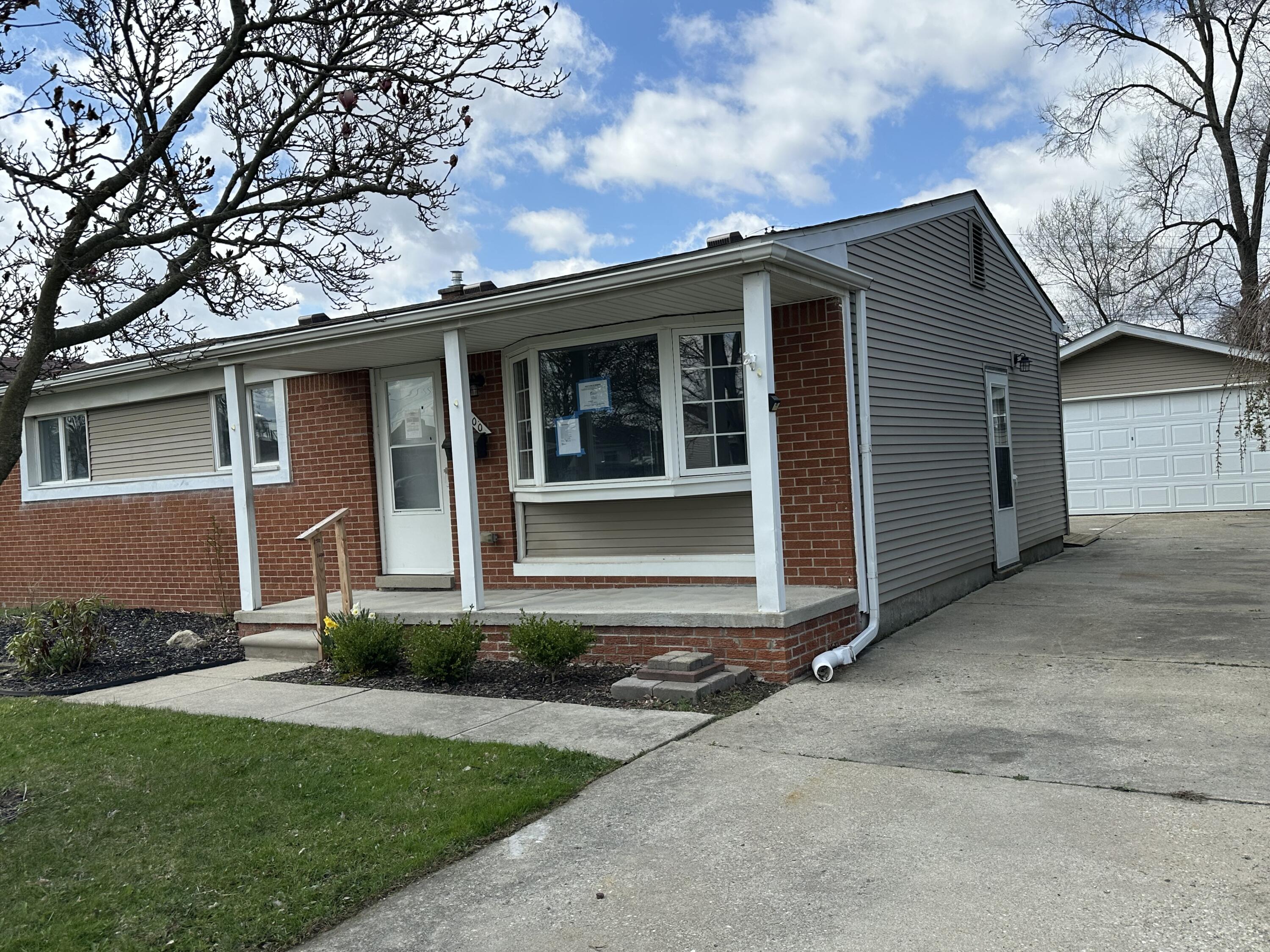 31700 Lafler