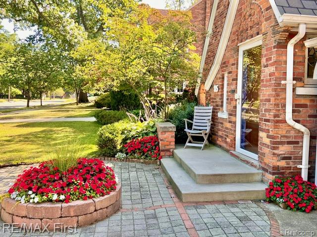 815 W Oakridge Street