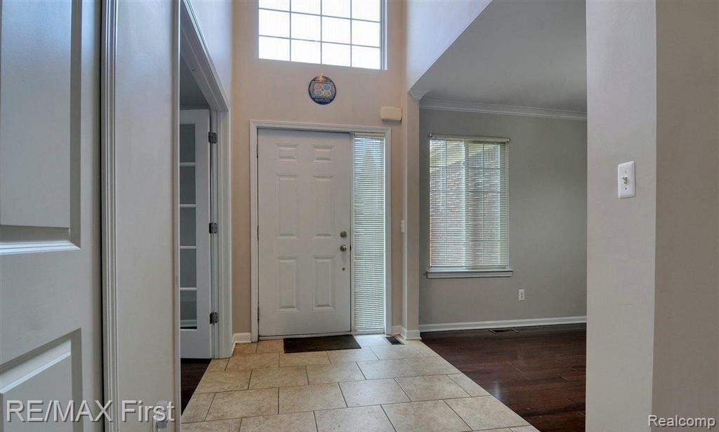 33201 Glengary Court