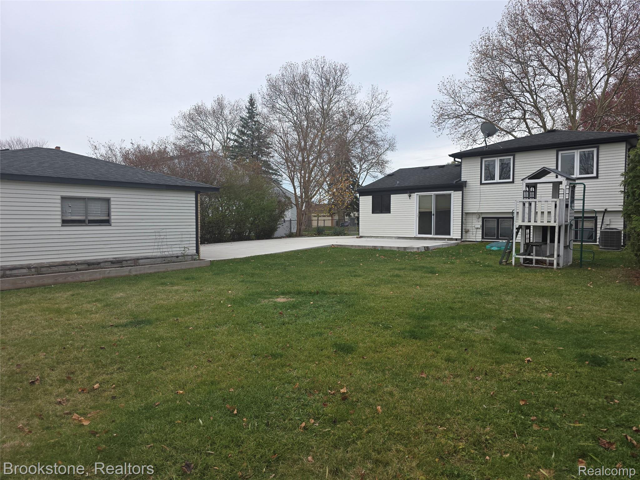 14945 Annapolis Drive