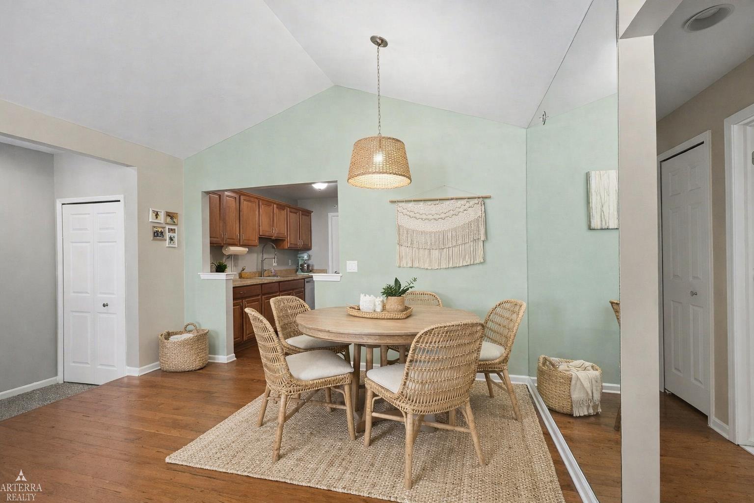 52212 Naugatuck Street