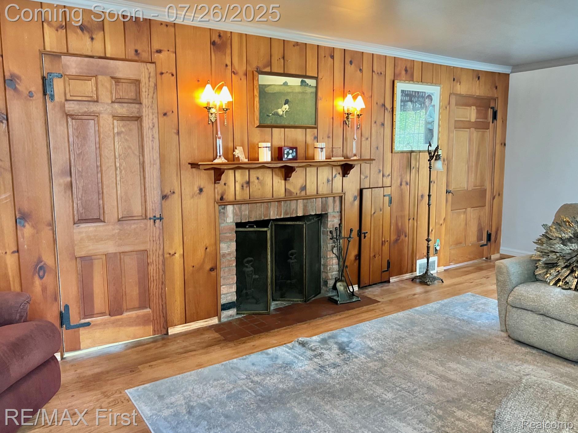 301 W Oakridge Street