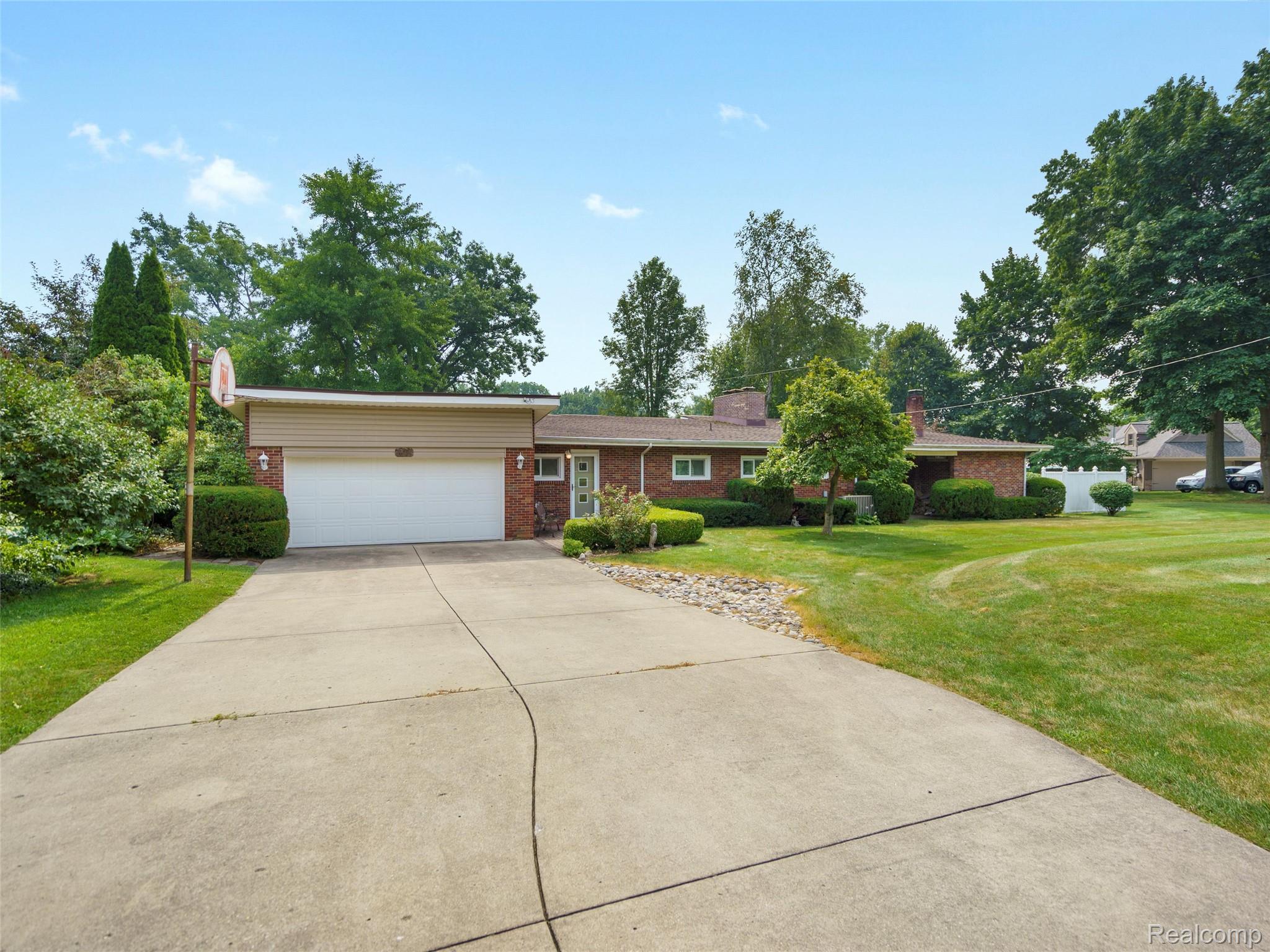 628 Riverside Drive