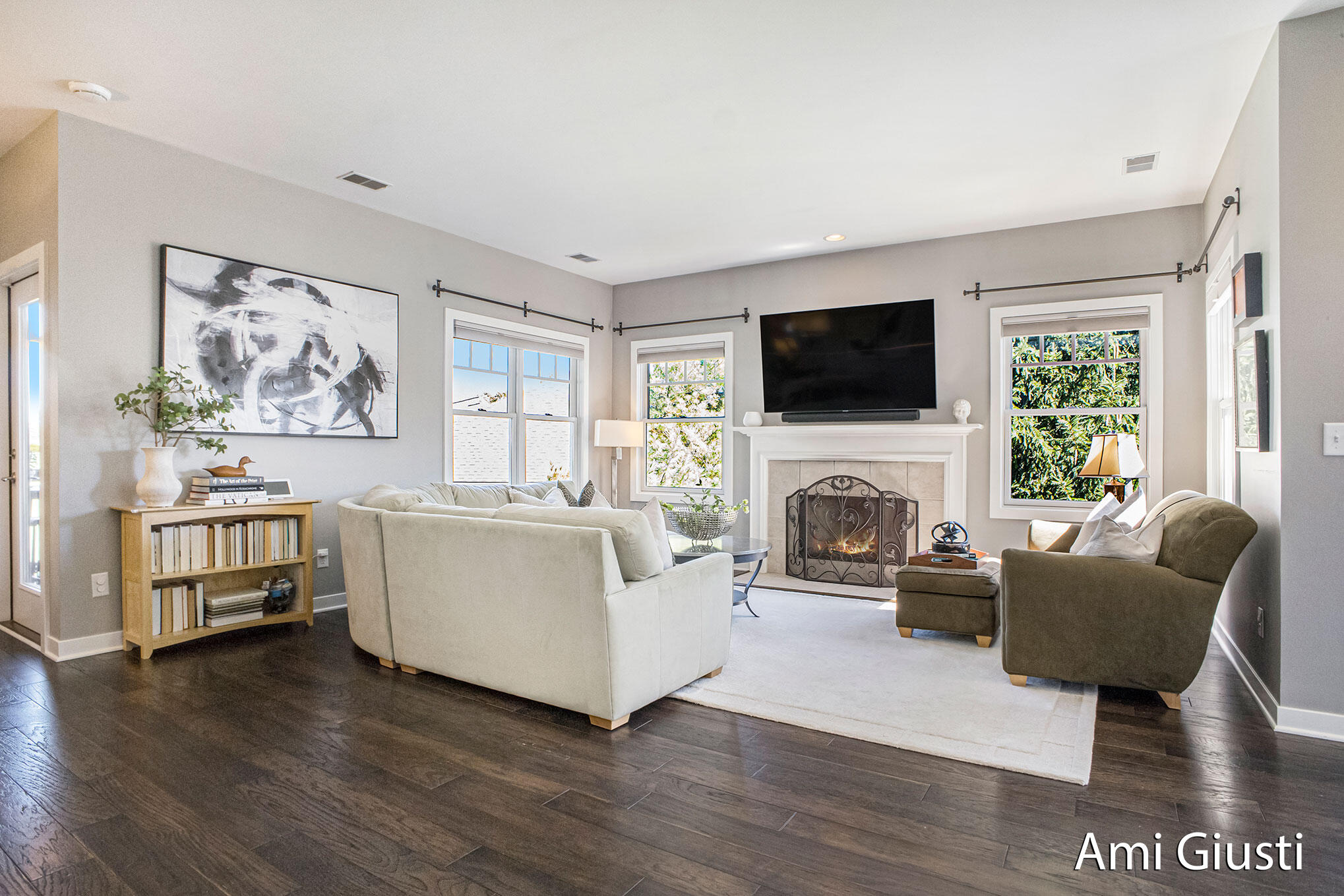 Cascade Charter Township, Michigan 49546, United States, 3 Bedrooms Bedrooms, ,2 BathroomsBathrooms,Residential,Active,219815