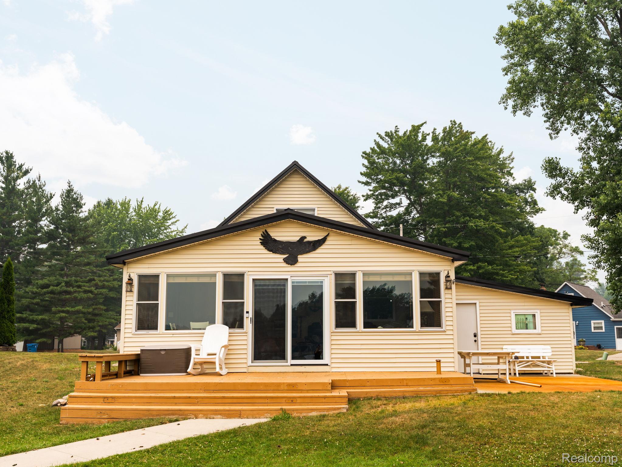 6559 Circle Drive