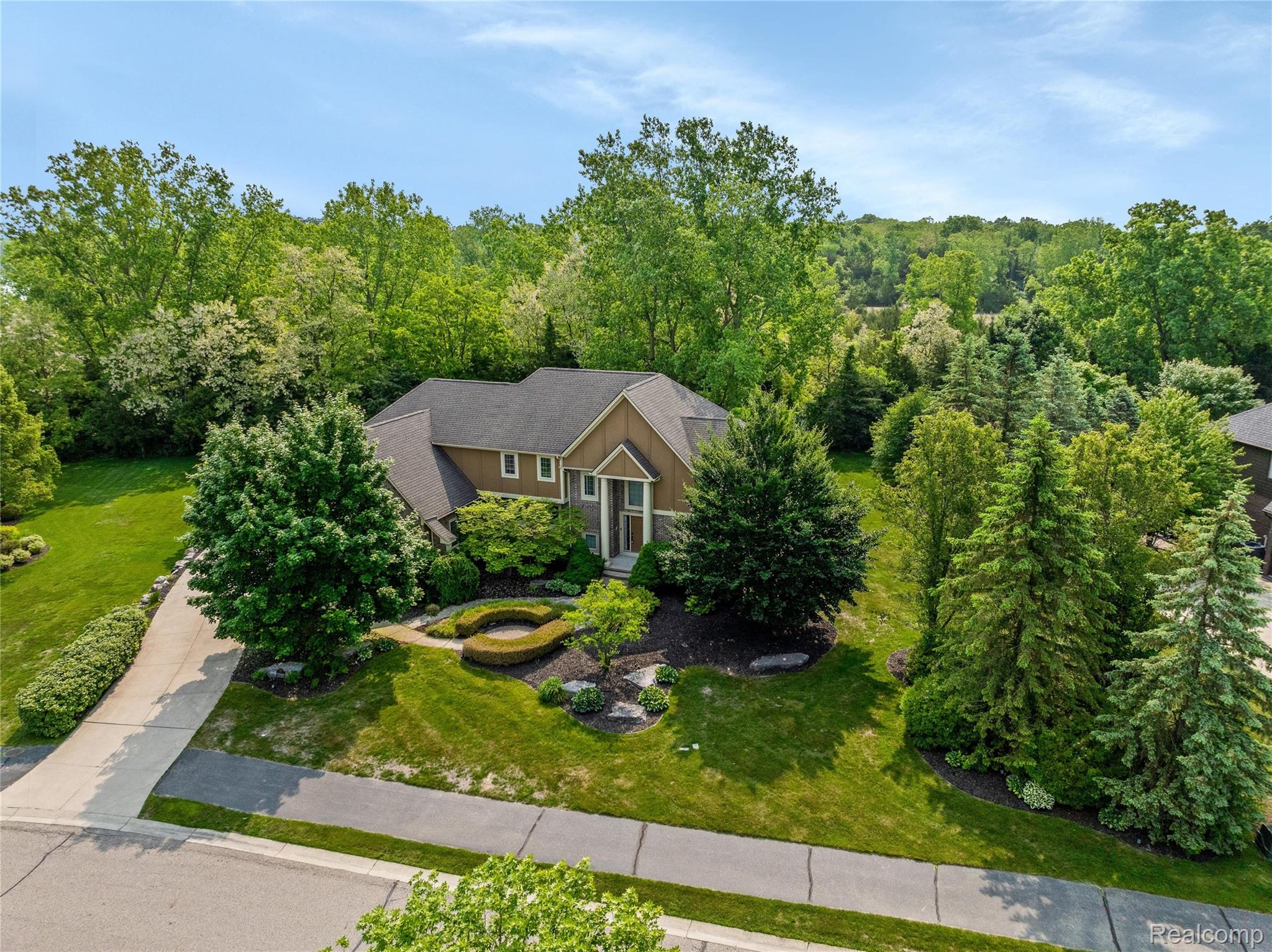 8897 Stoney Creek Drive