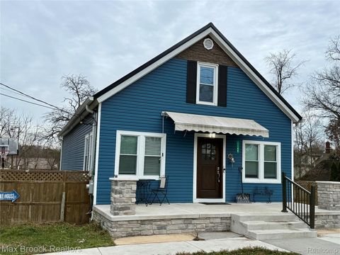 1146 S Long Lake Boulevard Lake Orion Village MI 48362