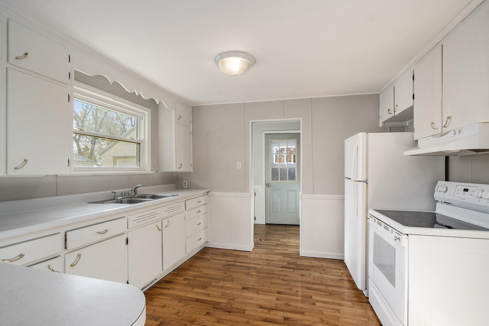 Portage, Michigan 49024, United States, 2 Bedrooms Bedrooms, ,1 BathroomBathrooms,Residential,Active,245069