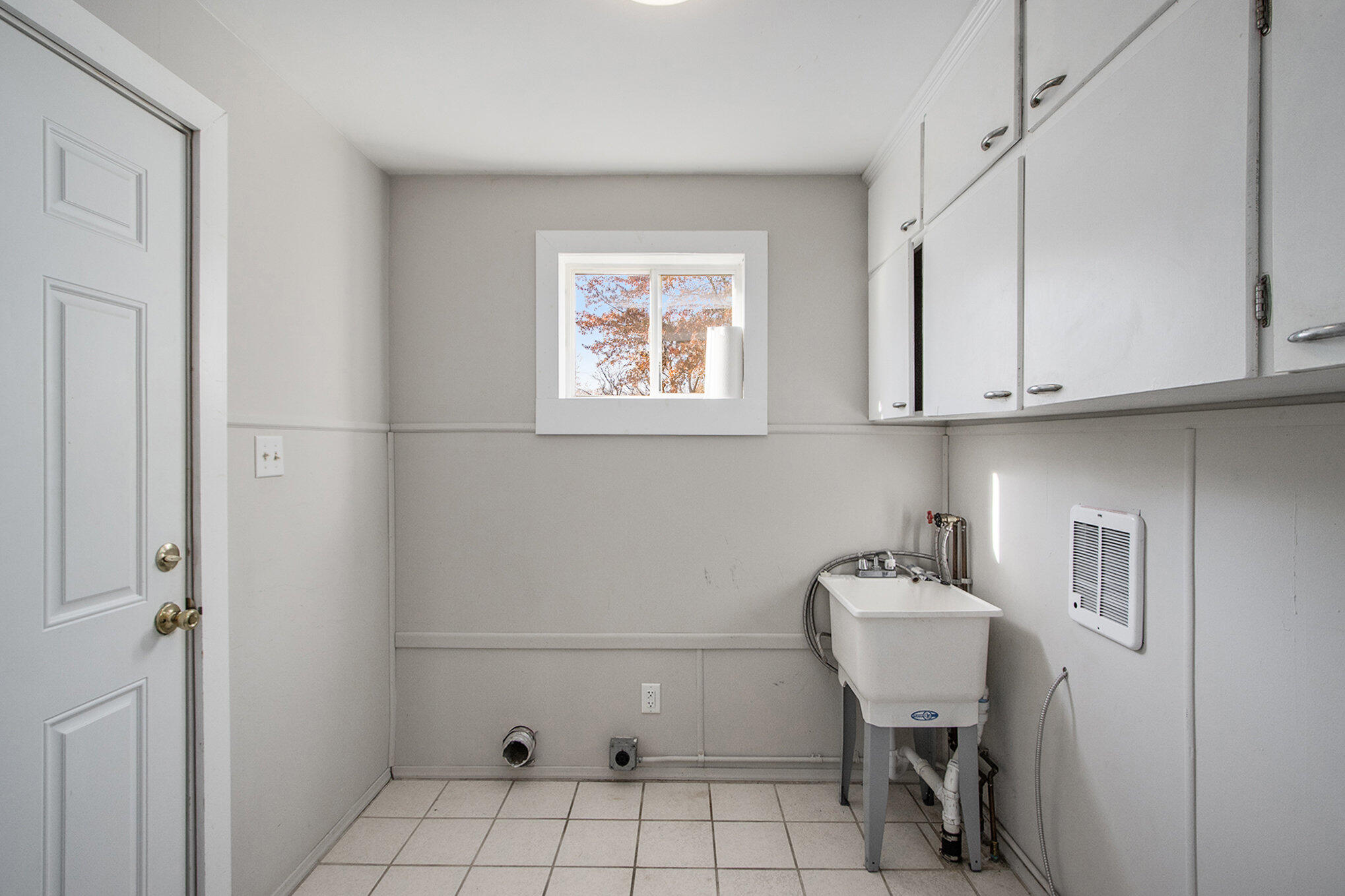 Portage, Michigan 49024, United States, 2 Bedrooms Bedrooms, ,1 BathroomBathrooms,Residential,Active,245069