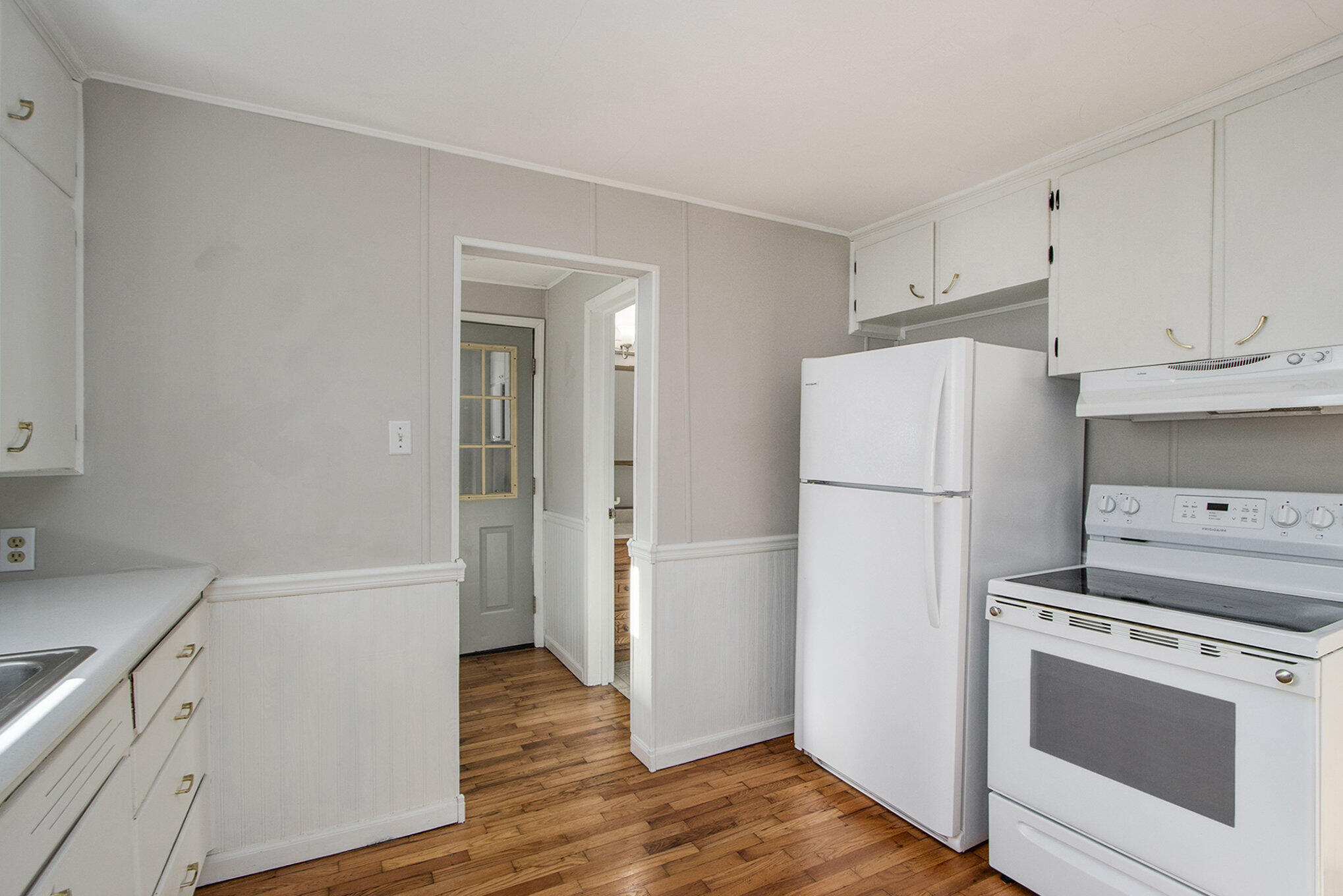 Portage, Michigan 49024, United States, 2 Bedrooms Bedrooms, ,1 BathroomBathrooms,Residential,Active,245069