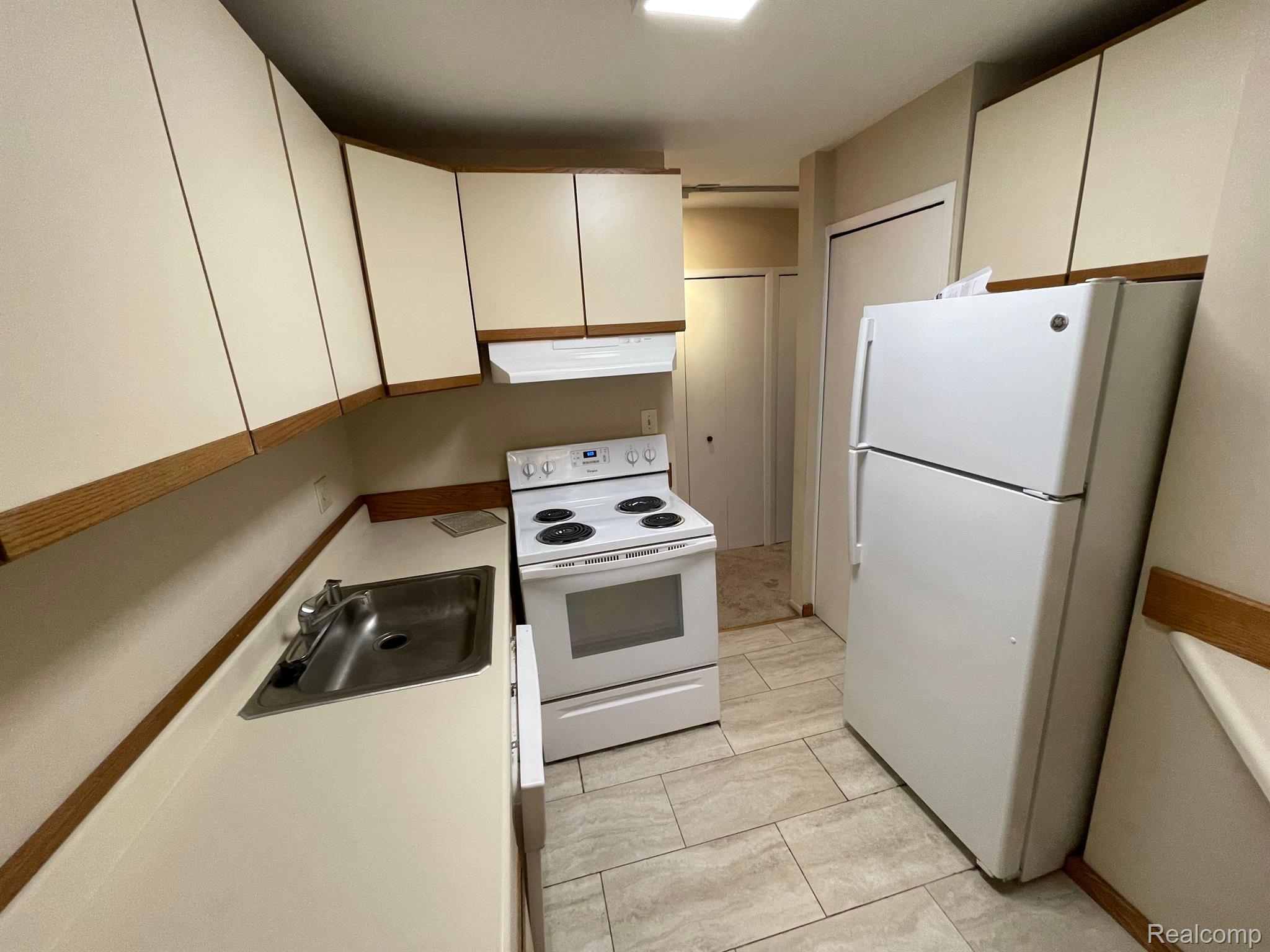 30272 SOUTHFIELD Road A231