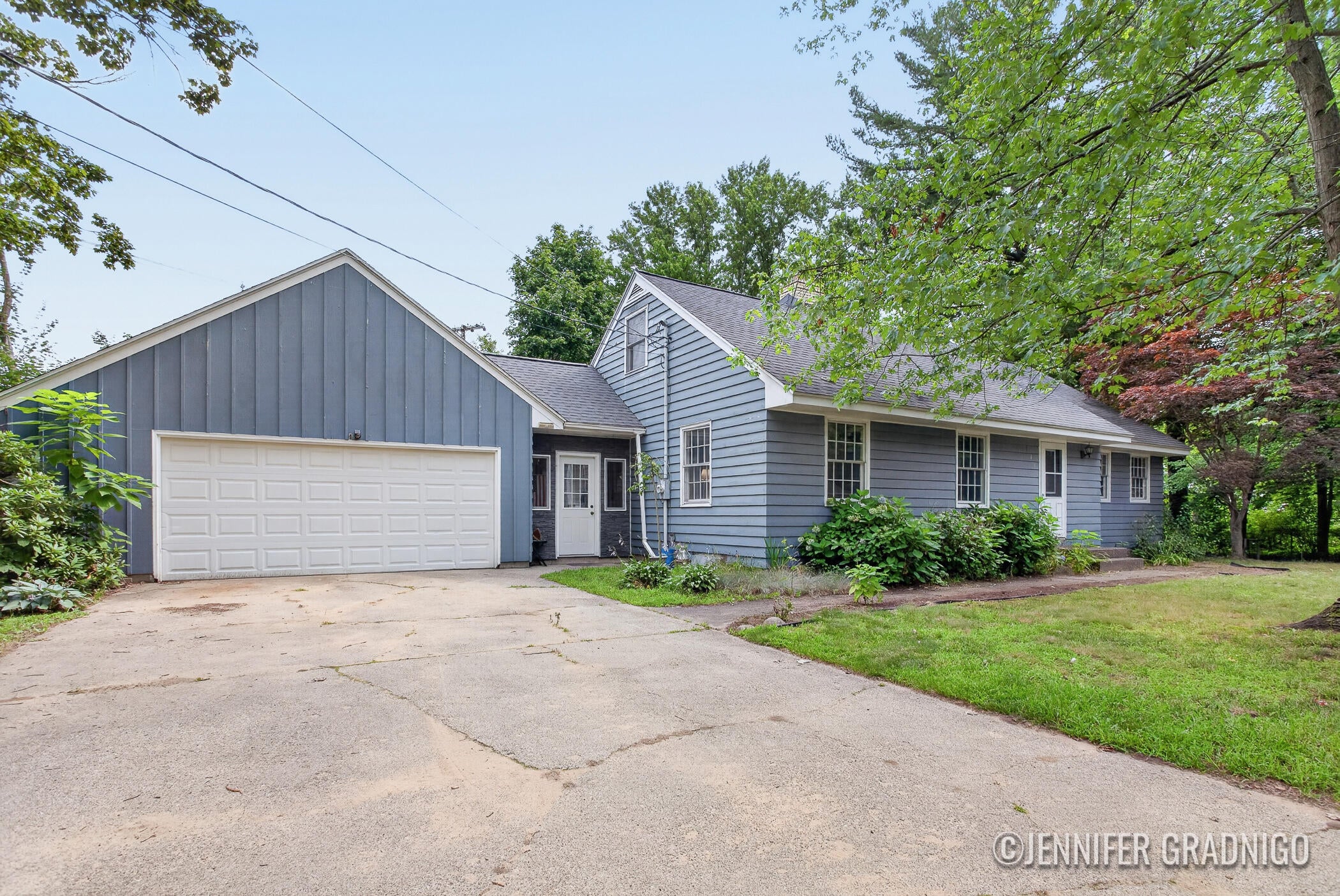 943 Grandridge Court