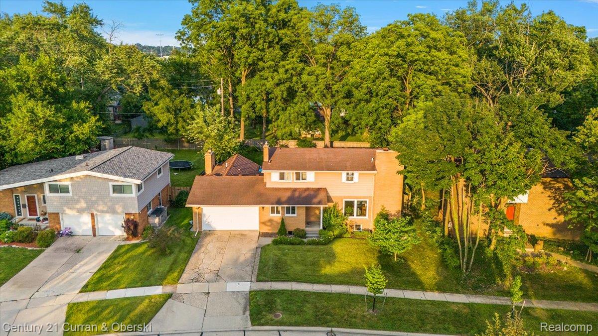 32306 Valley View Circle