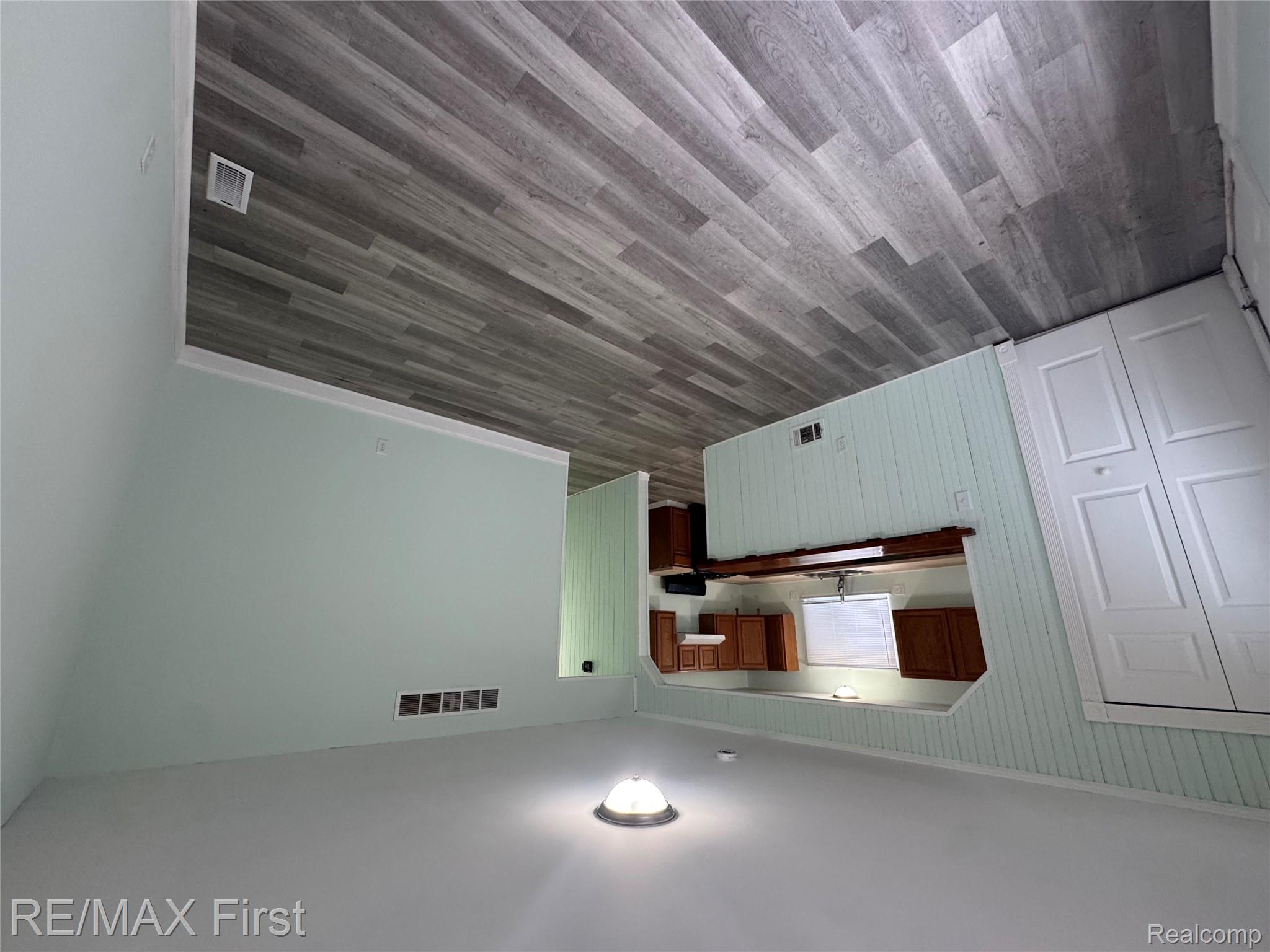 8468 Republic Avenue