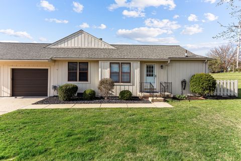 9915 Cambridge Unit # 1 Green Oak Township Livingston MI 48178