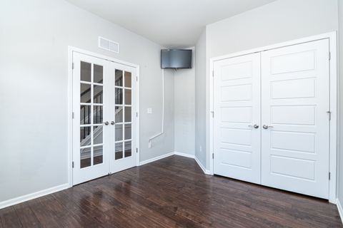 A home in BeverlyHillsVillage_Oakland