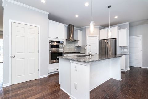 A home in BeverlyHillsVillage_Oakland