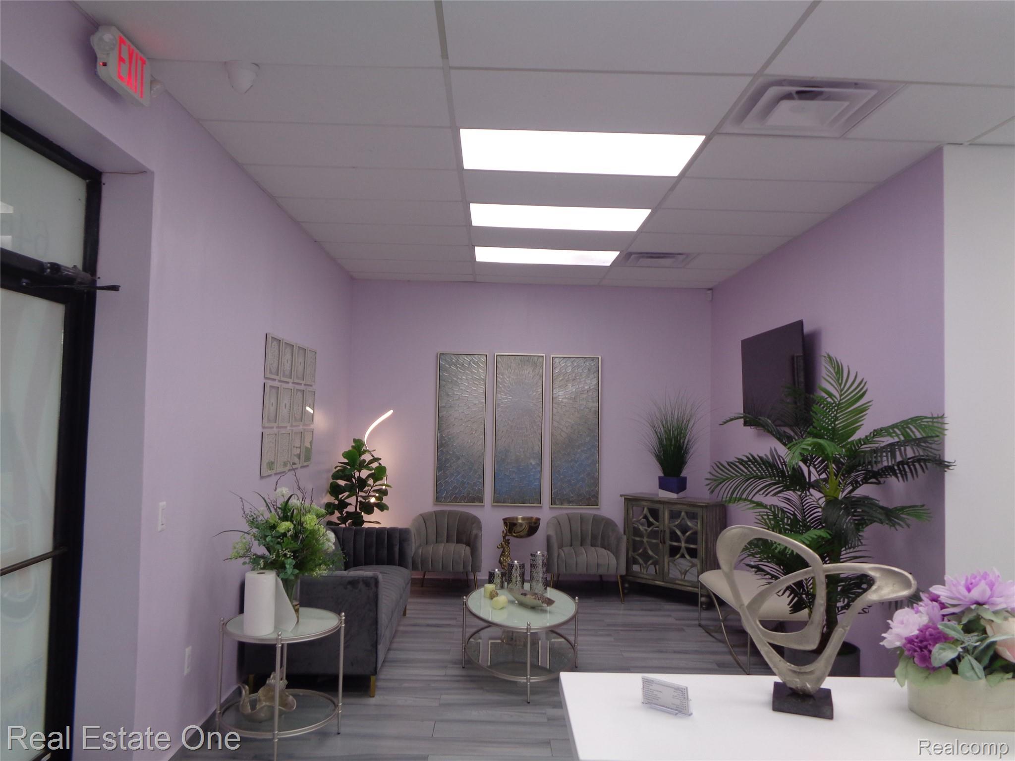 6444 Greenfield Road 6468