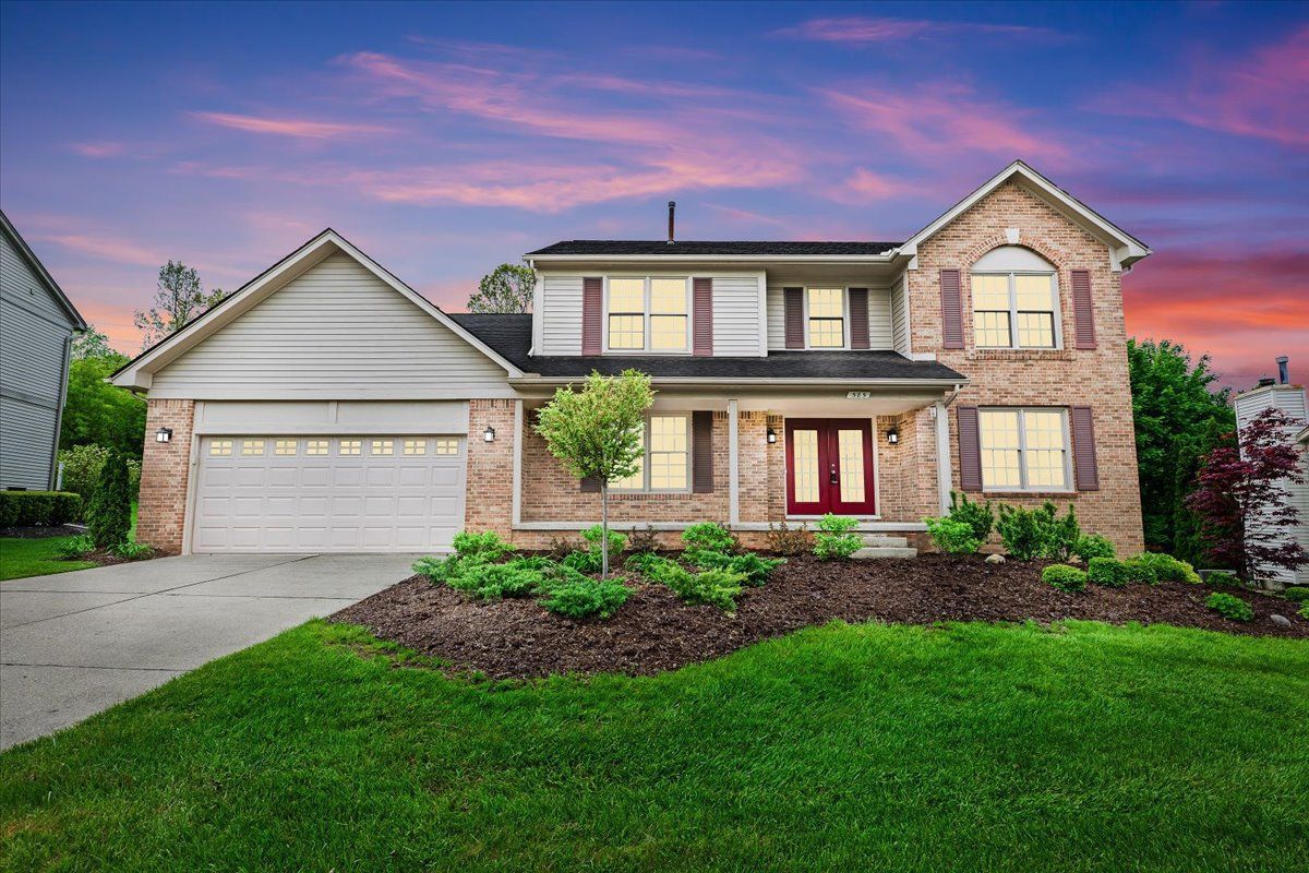 585 Dorchester Way