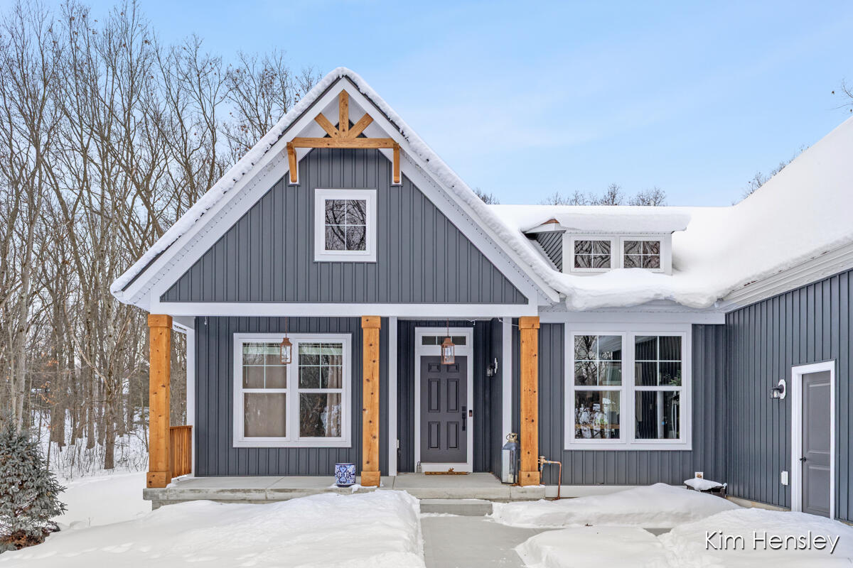 8780 Bentham Court NE