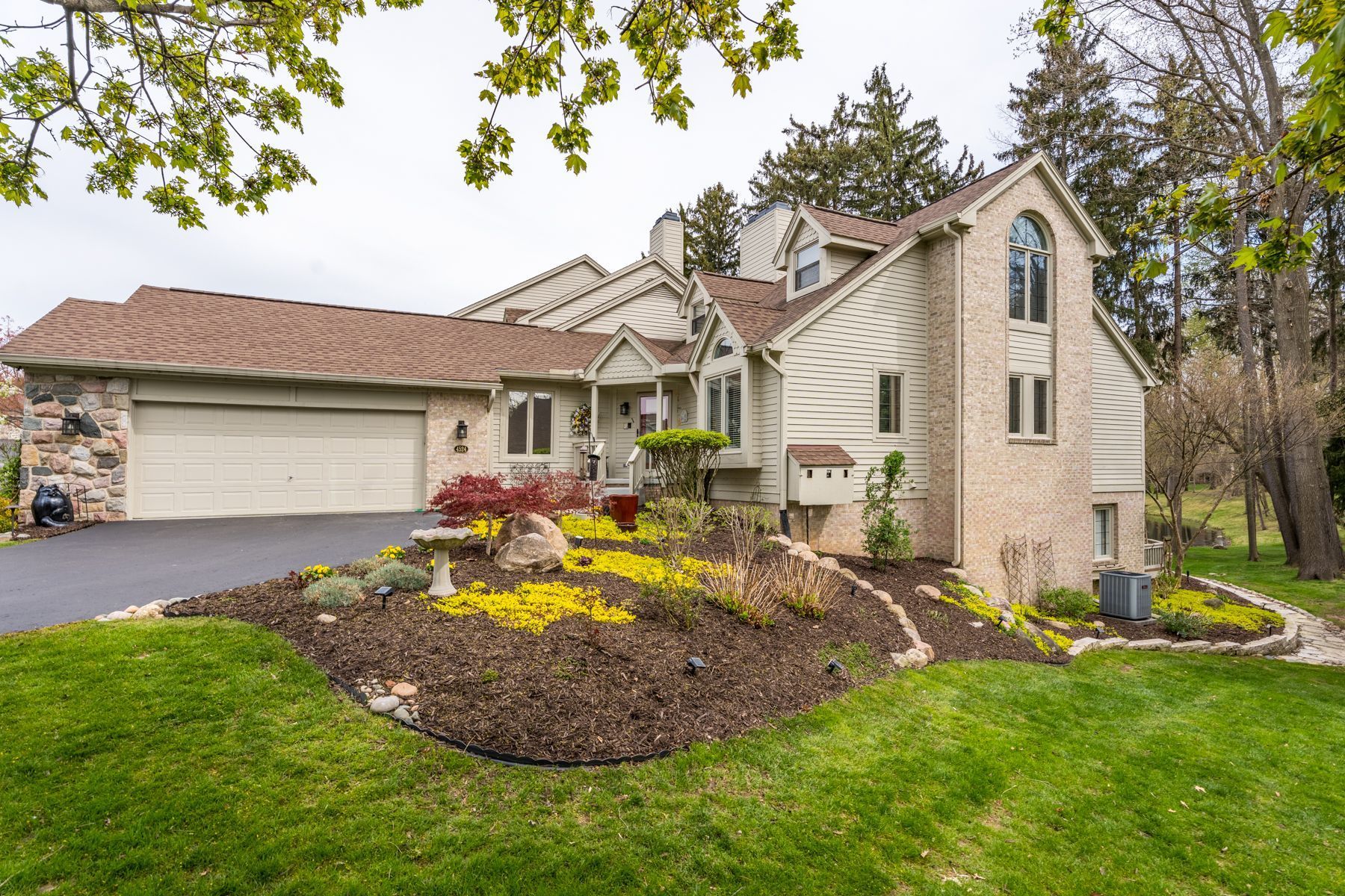 4524 GLEN EAGLES Drive