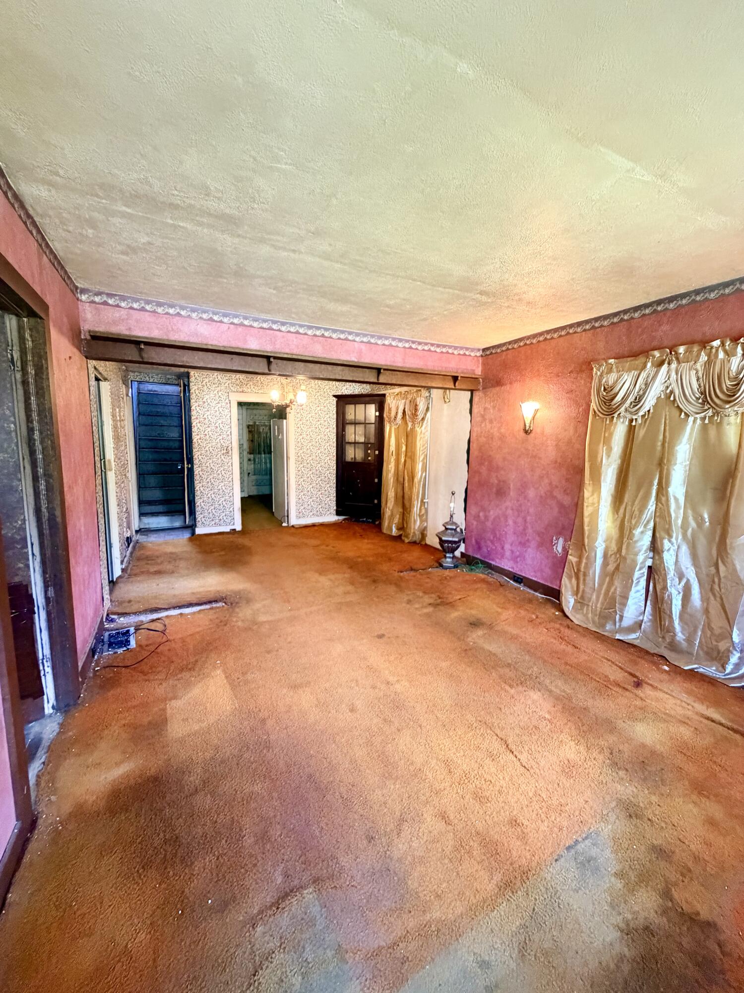 1200 S Green Acres Street