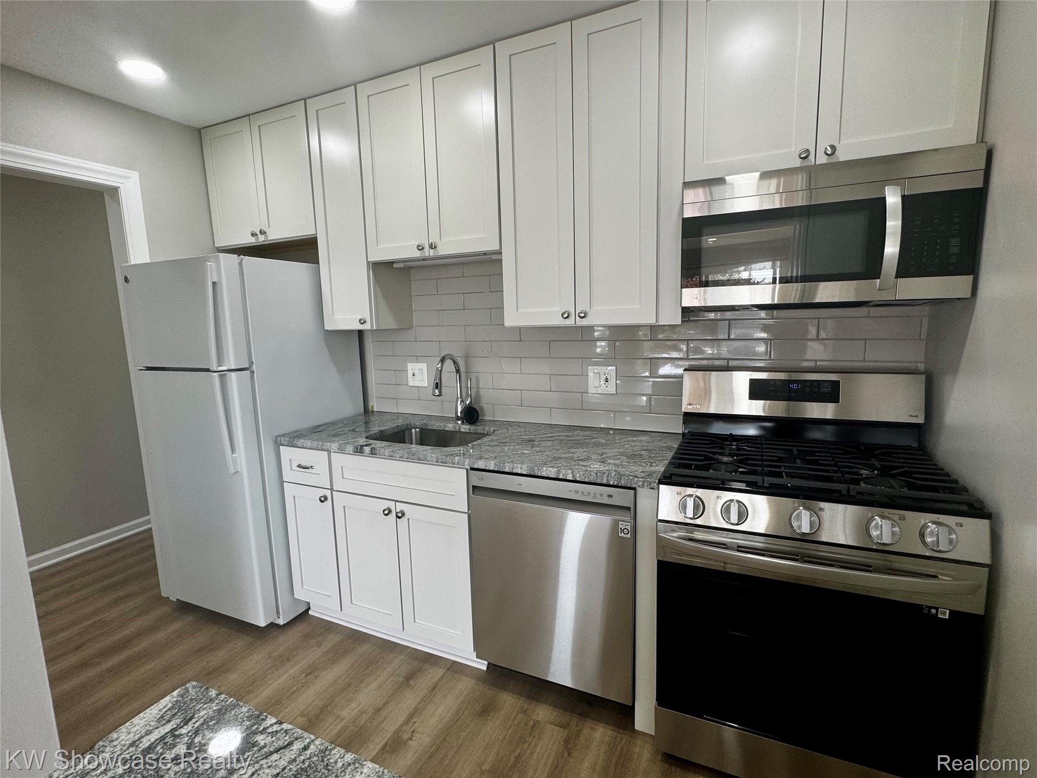 1653 Cass Lake Road D