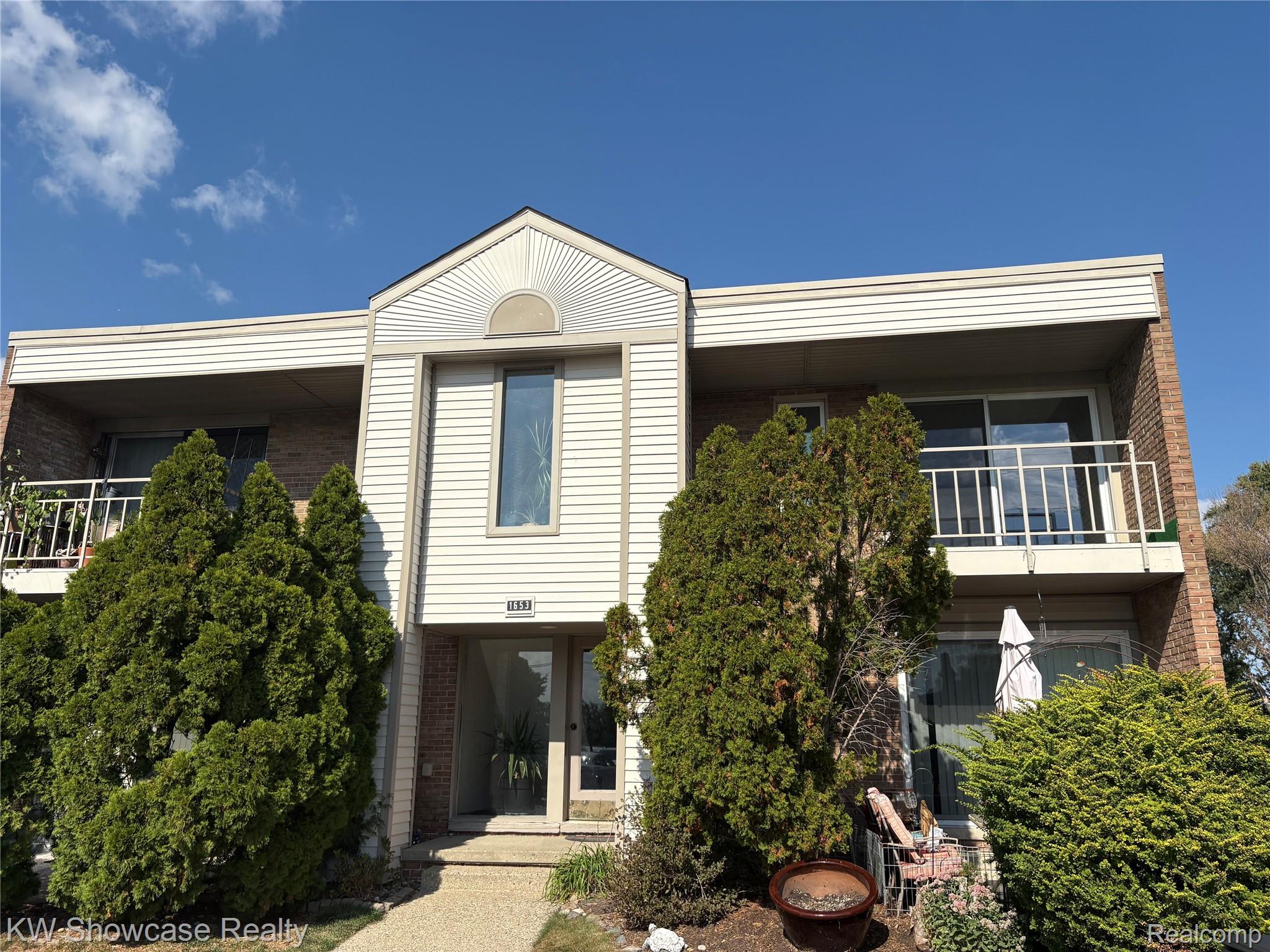 1653 Cass Lake Road D