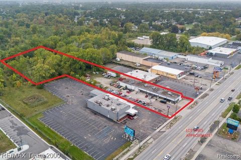 2330 S DORT Flint City Genesee MI 48507