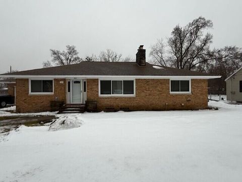 1193 Amity Avenue Muskegon City MI 49442