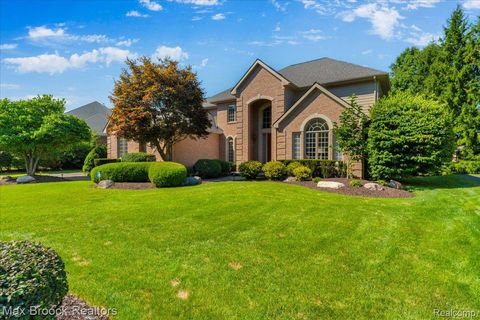 6324 Wildwood Lane West Bloomfield Charter Township MI 48324