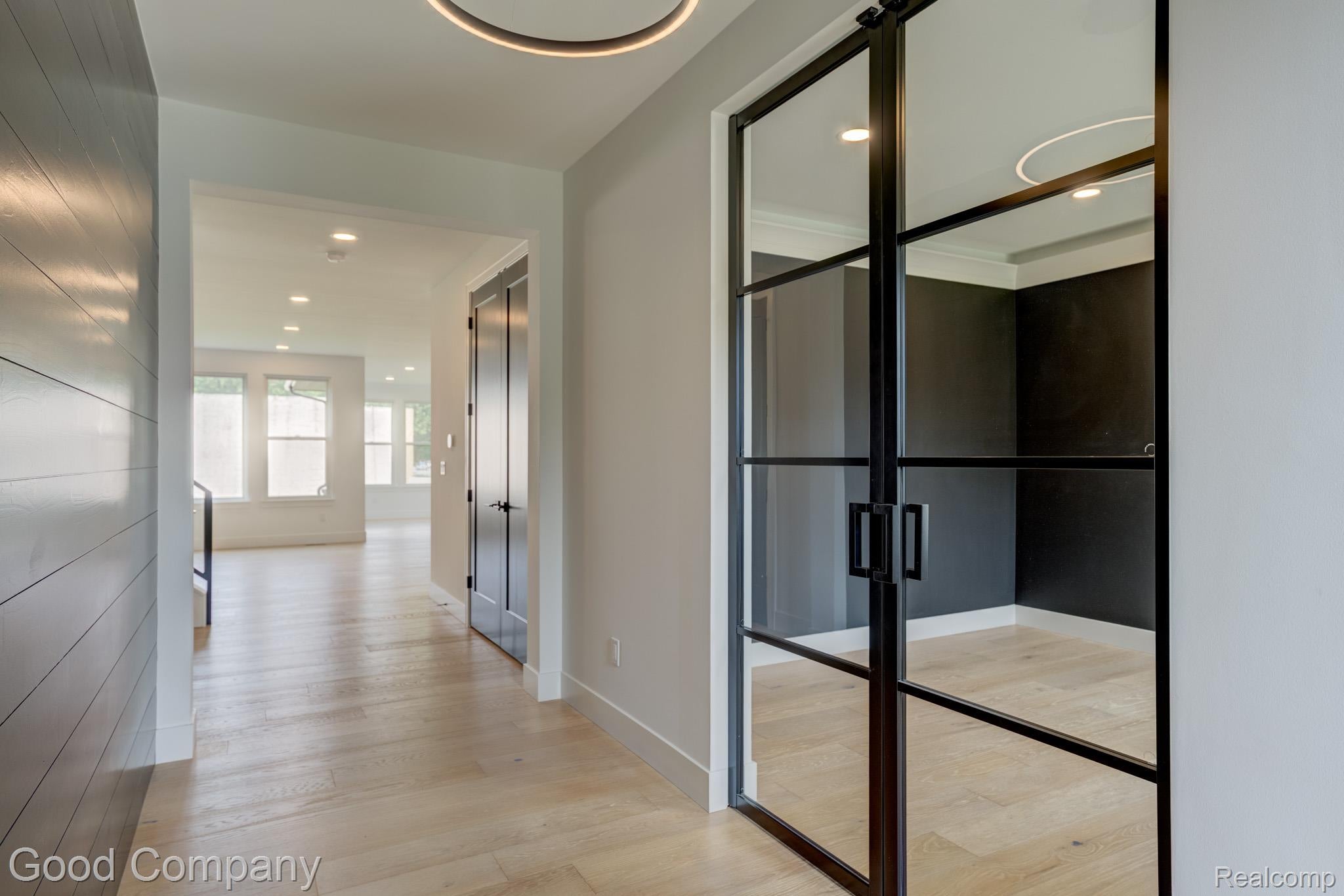 804 Irving Avenue