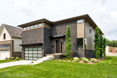 804 Irving Avenue Royal Oak City MI 48067