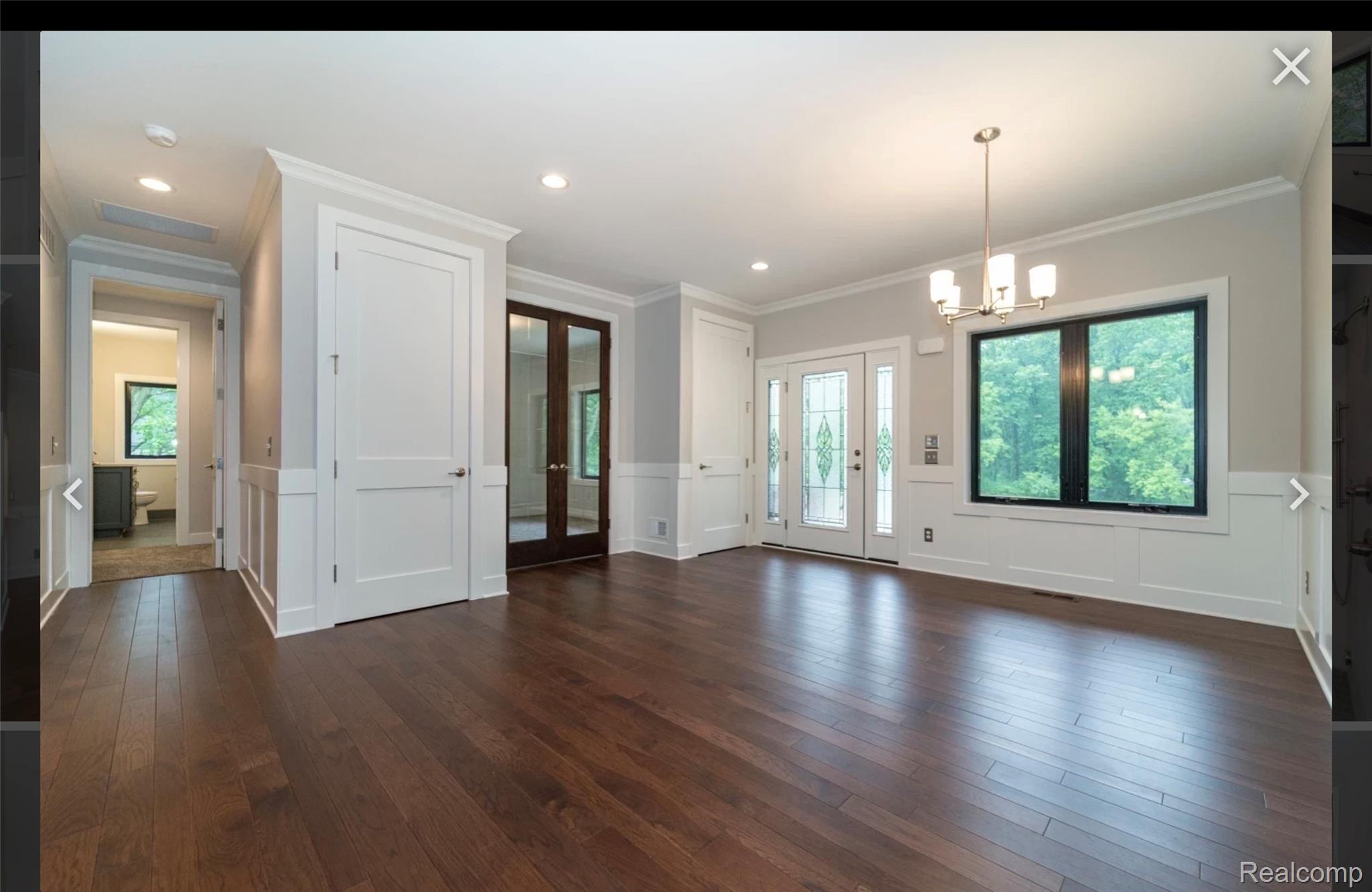 VL Lot D Chevron Trail