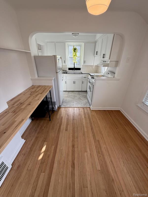 774 Gardendale Street