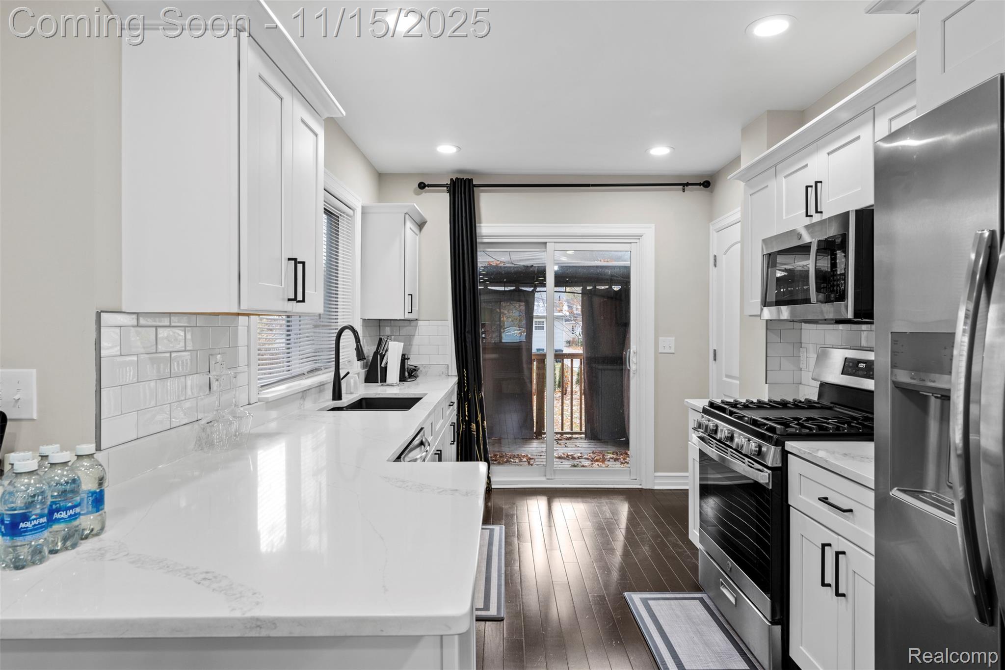 Fenton, Michigan 48220, United States, 3 Bedrooms Bedrooms, ,3 BathroomsBathrooms,Residential,Coming Soon,243246