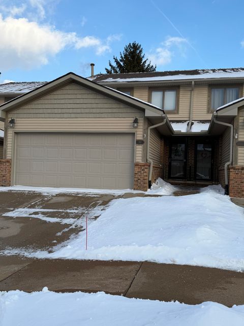 911 Moore Drive 33 Chelsea City MI 48118