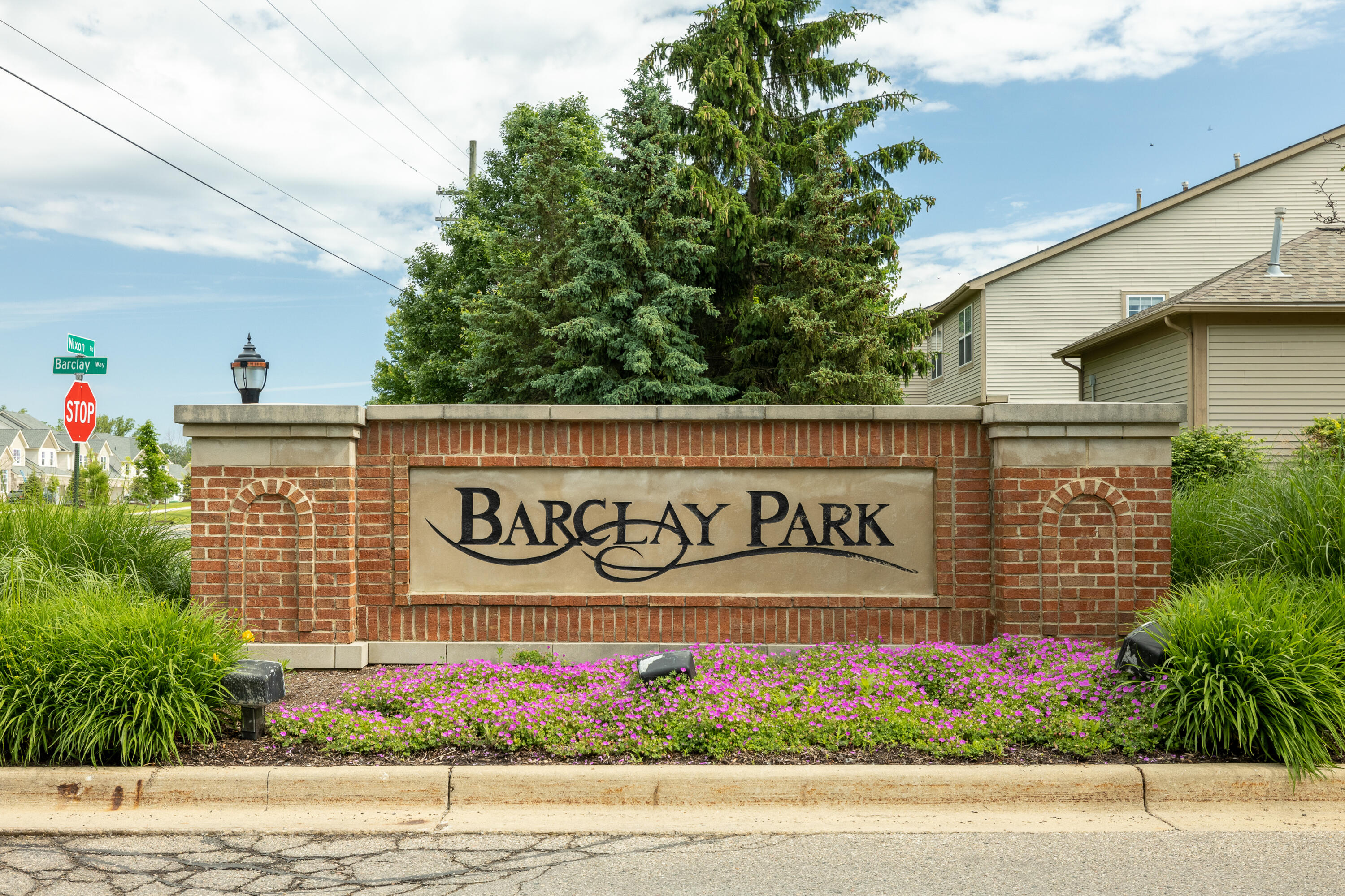 3039 Barclay Way