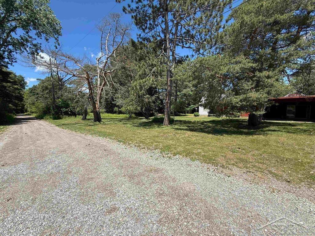 1800 W Shepherd Road
