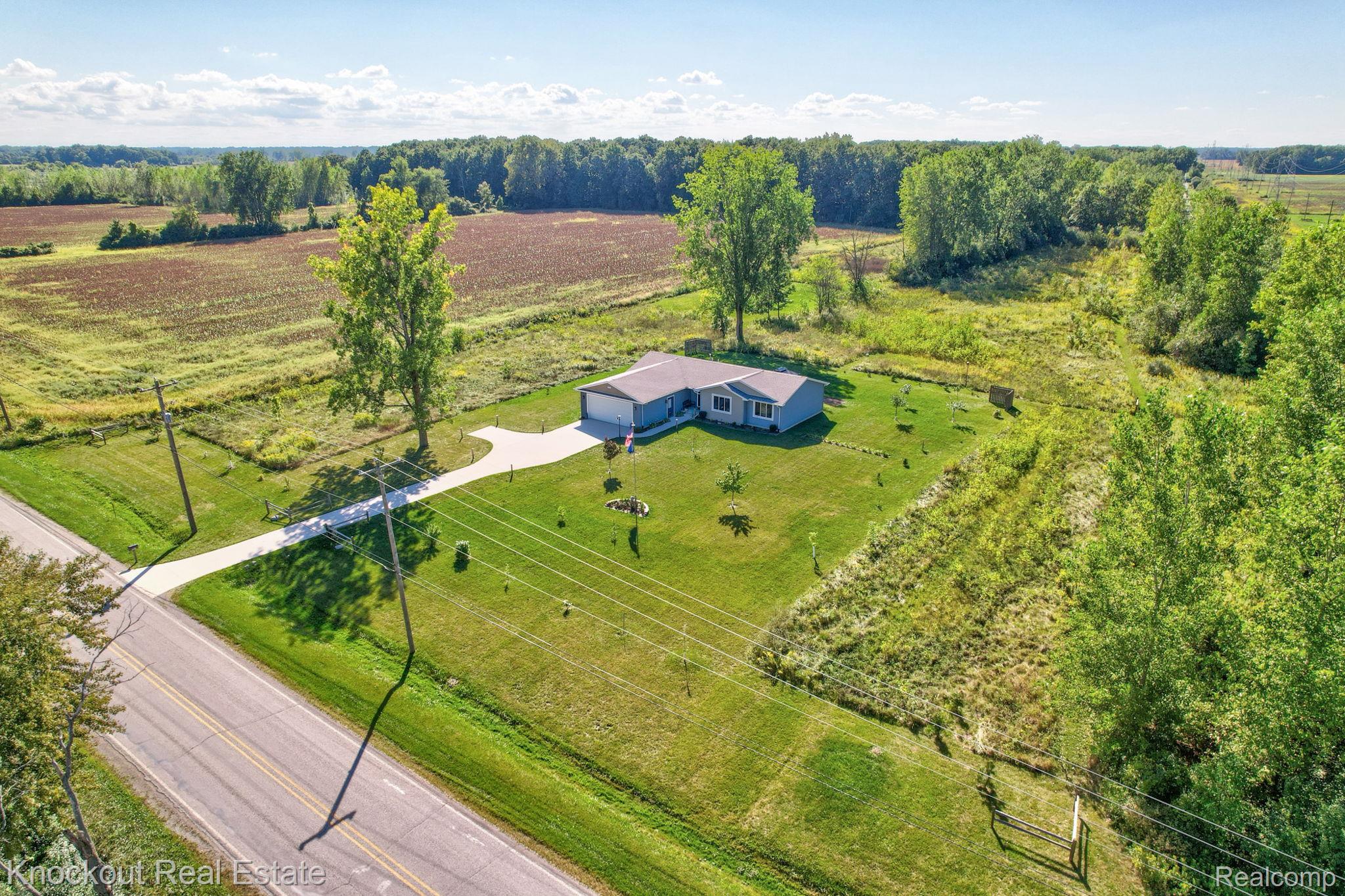 5727 Mackinaw Road