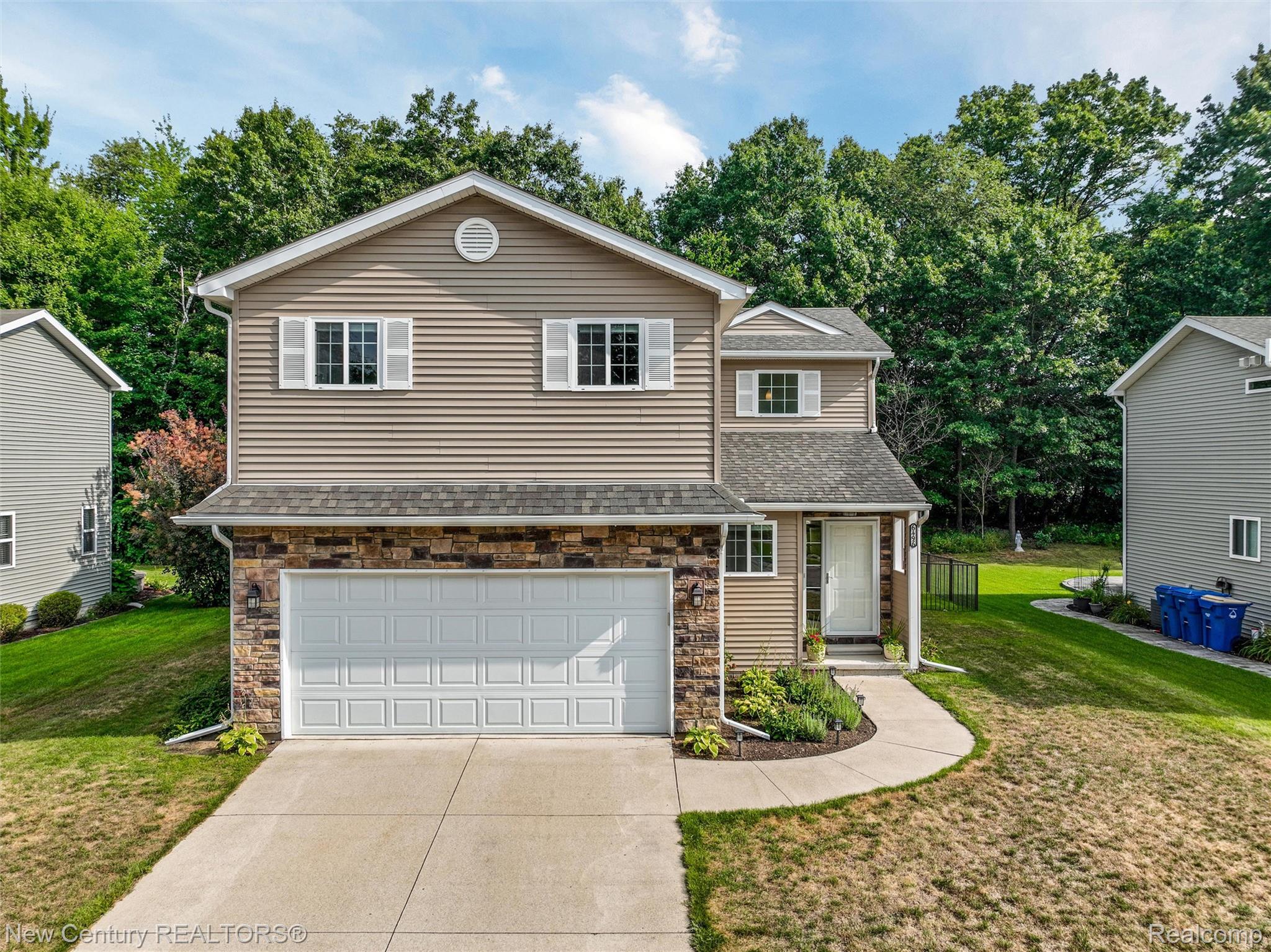 6496 Skylar Lane