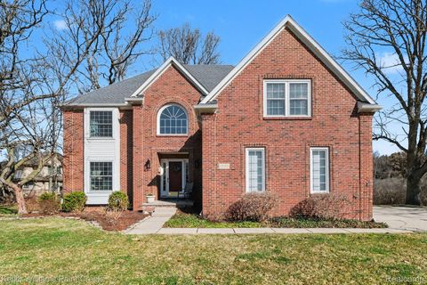 1239 Cottonwood Street Orion Charter Township MI 48360