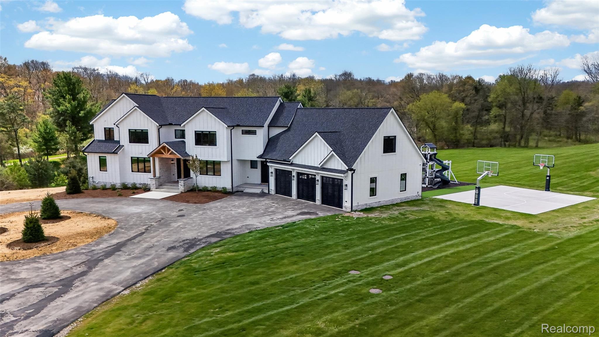 3664 Childs Lake Road