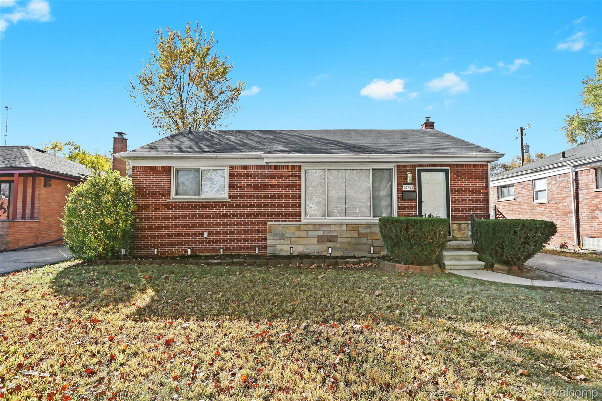 13711 Courtland Street